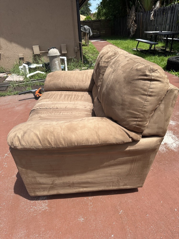 couches sofas