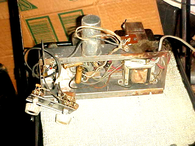 VINTAGE TUBE AMPLIFIER VOICE OF MUSIC P-P 6V6GT POWER TRANSFORMERED