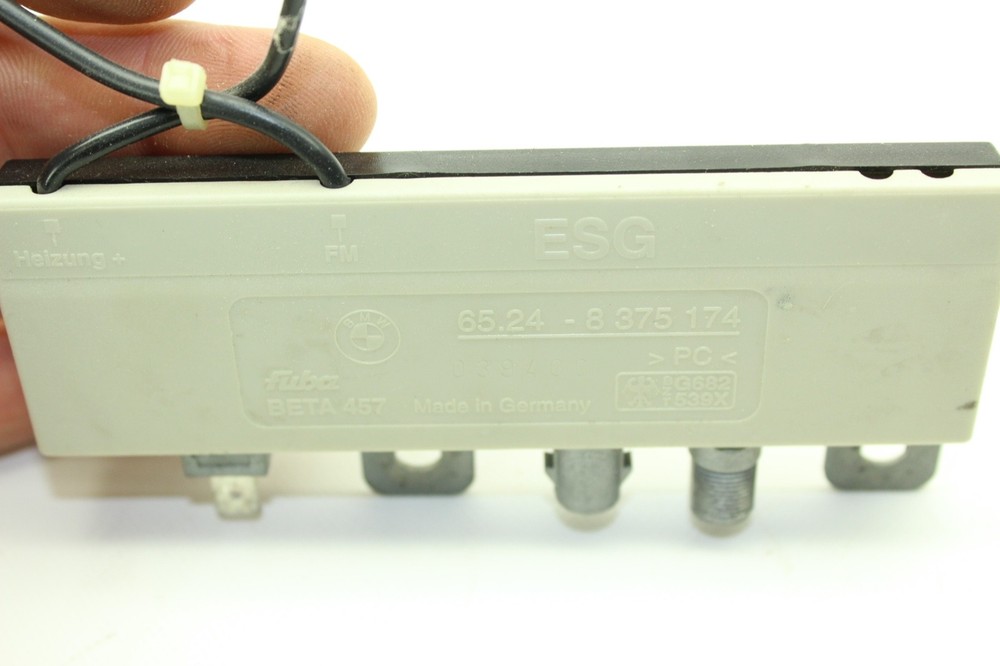 BMW E36 Radio Antenna Amplifier Module 65258375174