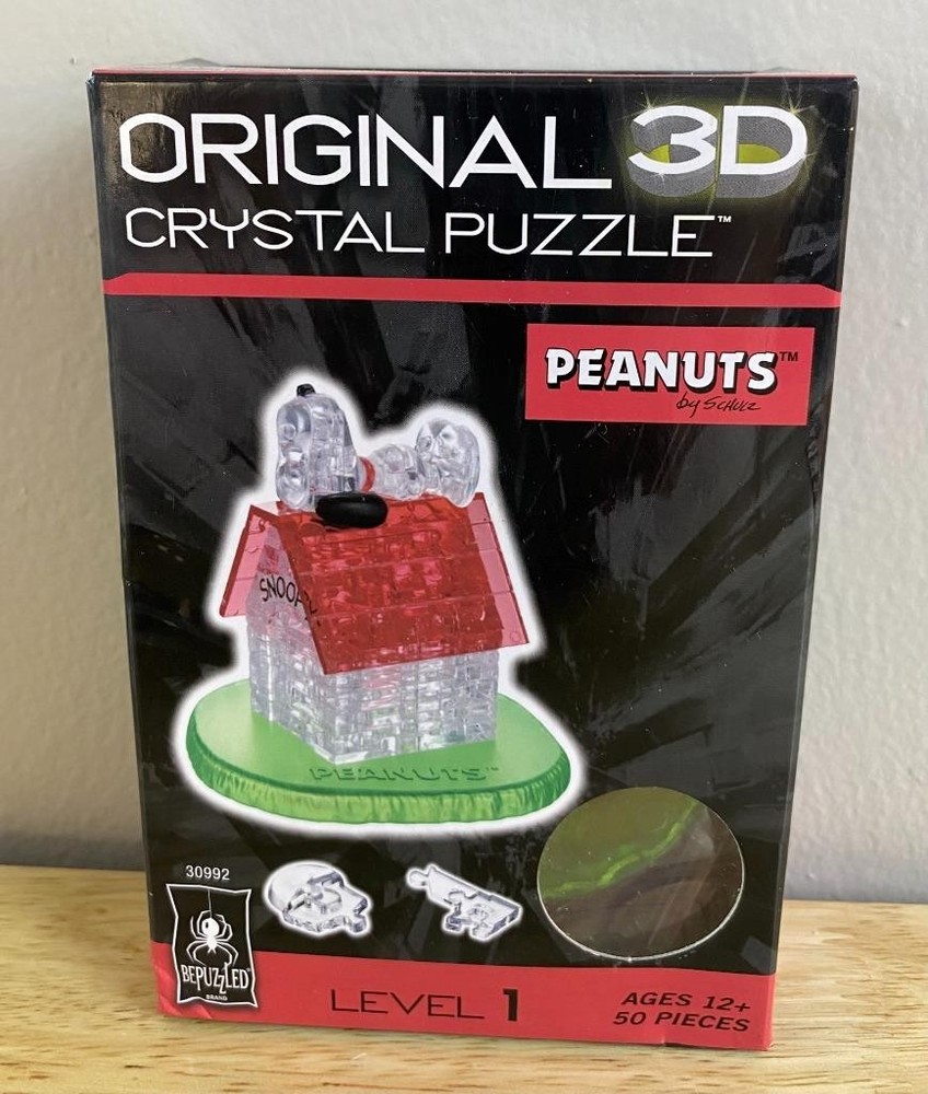 Snoopy Peanuts Be Puzzled 3D Crystal Puzzle 50 pc Level 2 NEW