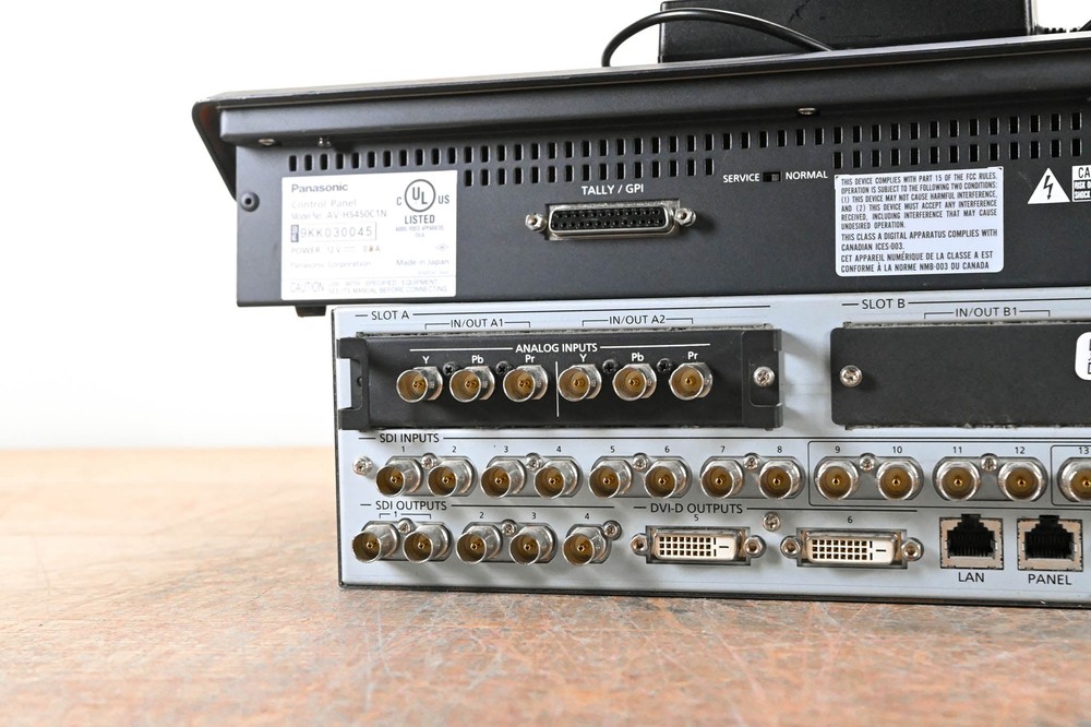 Panasonic AV-HS450 Multi-Format HD/SD 1 M/E Live Switcher CG01D84