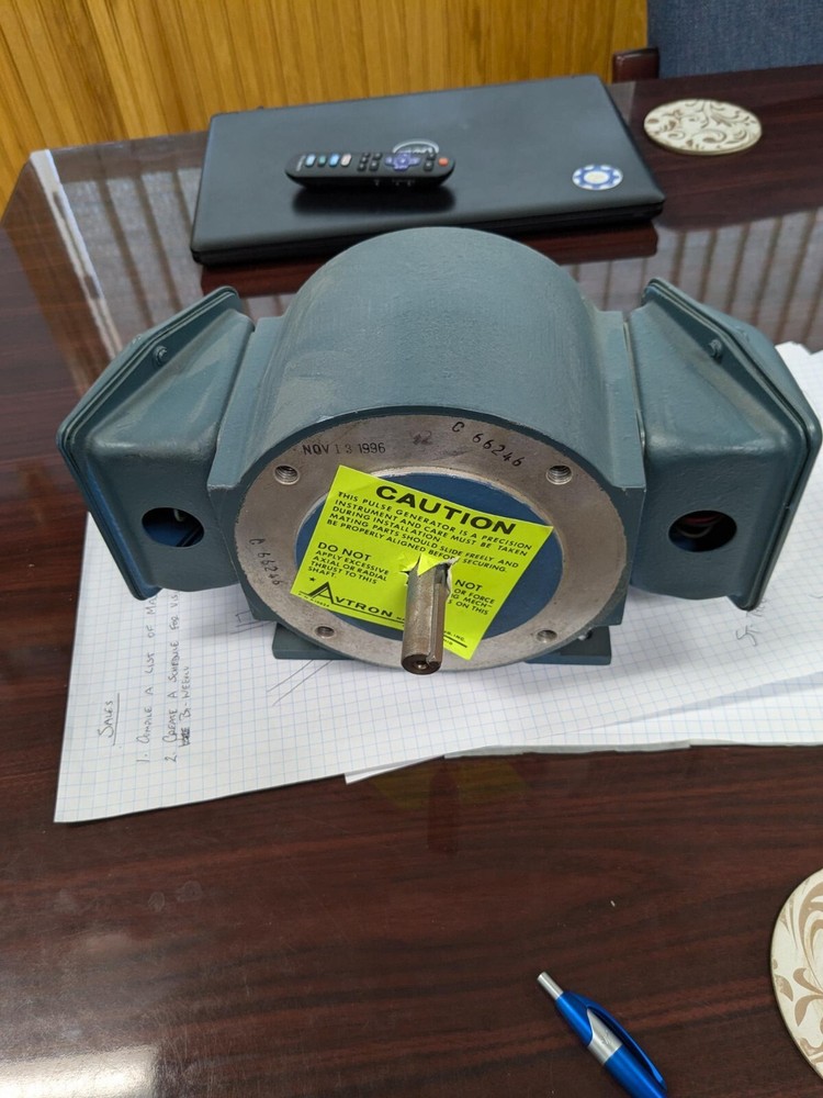 Avtron Pulse Generator Model M785