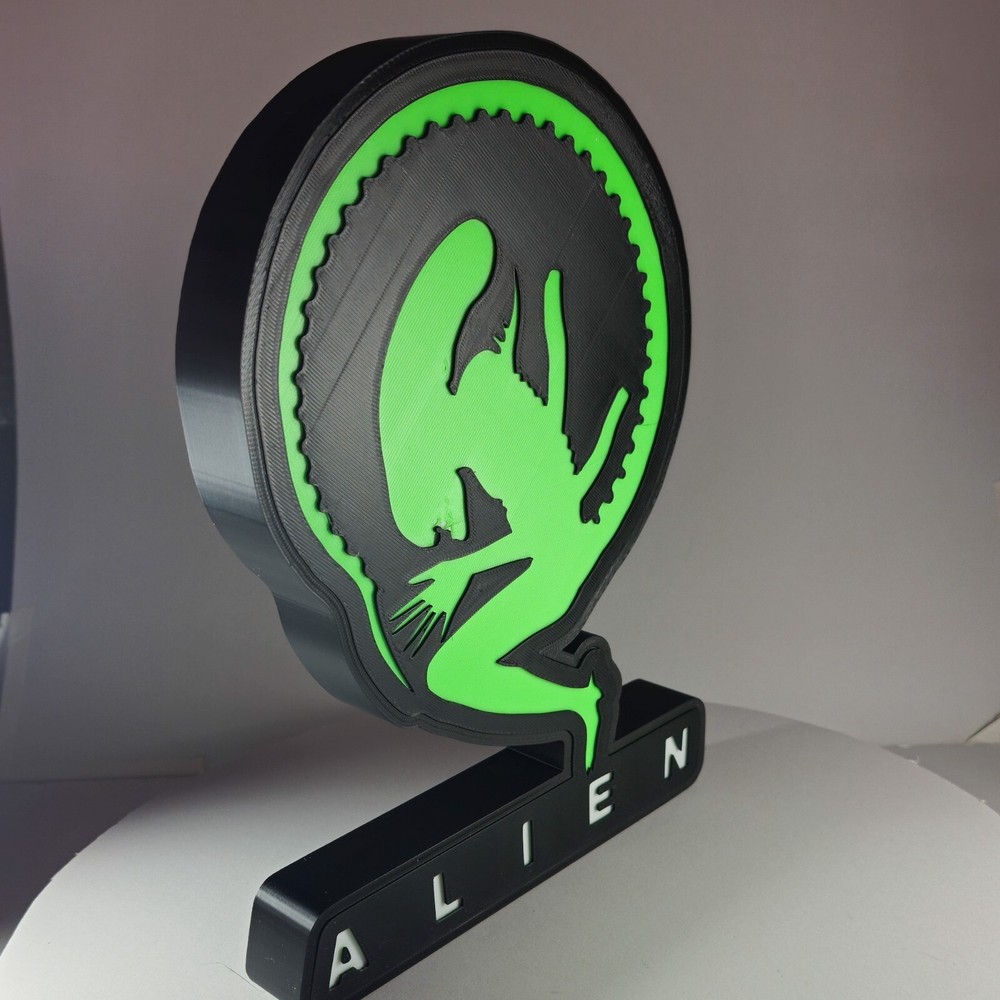 Alien 3D Lightbox Lamp Bright Green with White LD lights and Controller