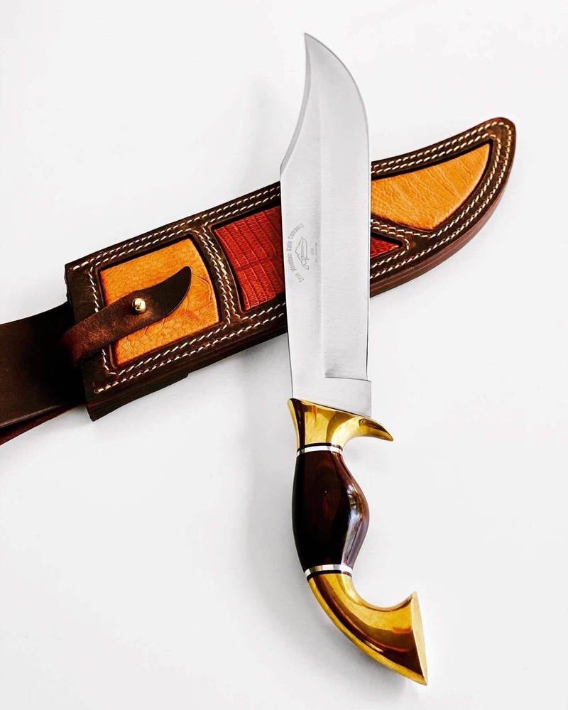 Iron Mountain Long Bowie w/ Custom Sheath