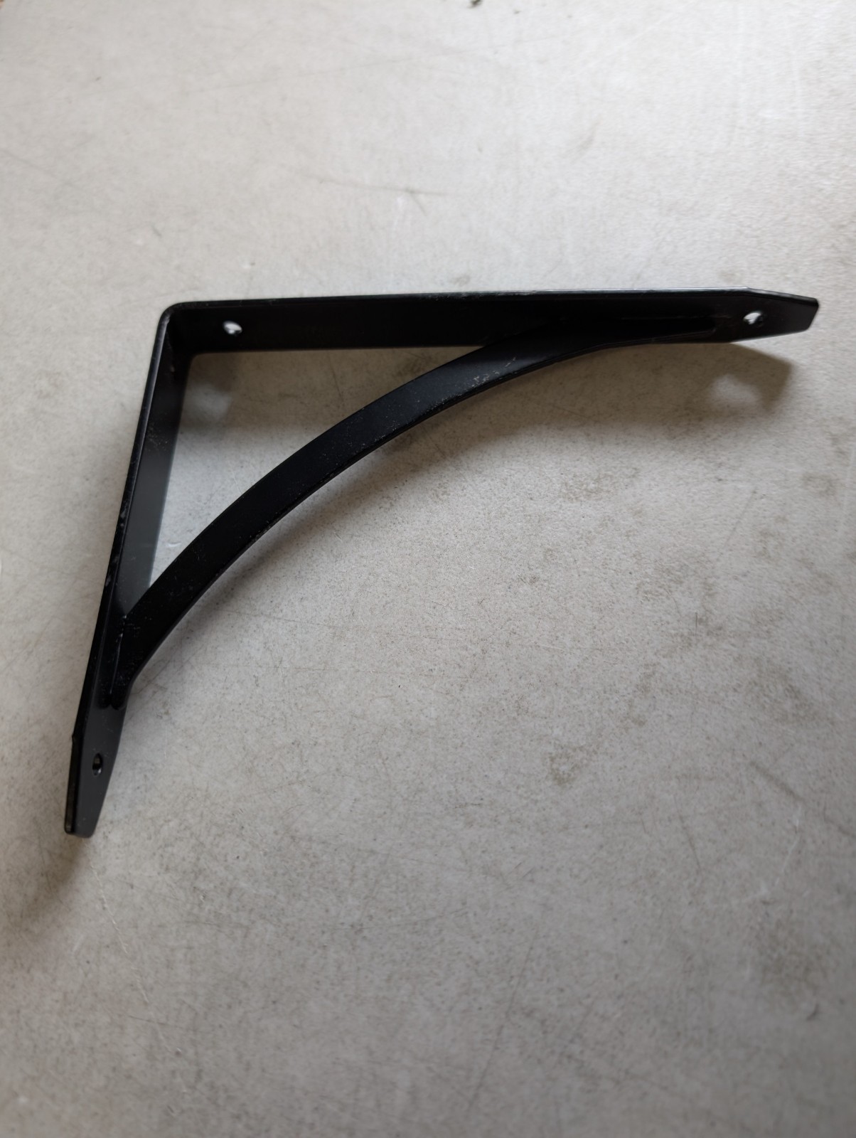 Knape & Vogt Elegante 7" Black Decorative Bracket