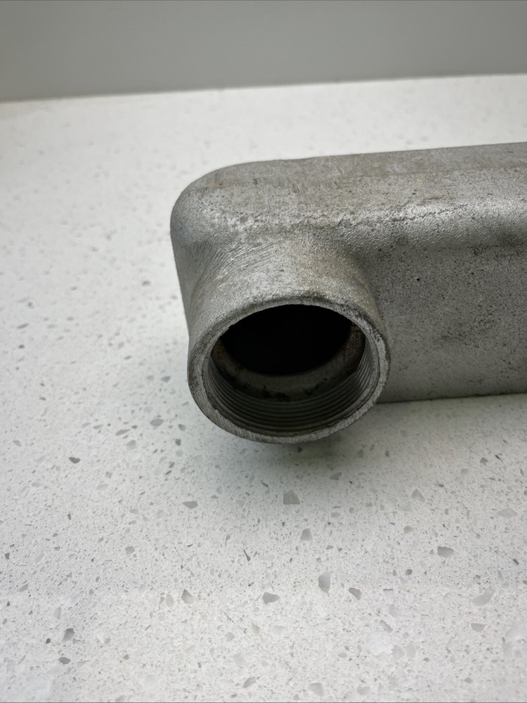 Appleton 2” NPT LL35 Unilet Conduit Fitting NOS
