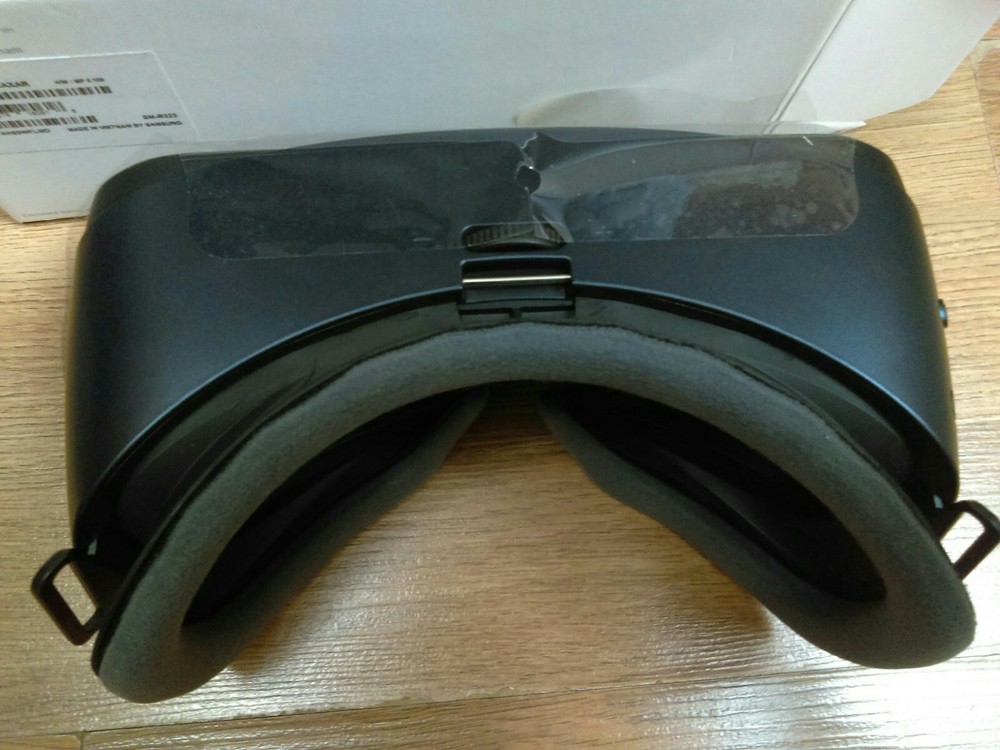 Samsung Gear VR Oculus Virtual Reality Headset Oculus - Galaxy S7/S7 edge/ S6..