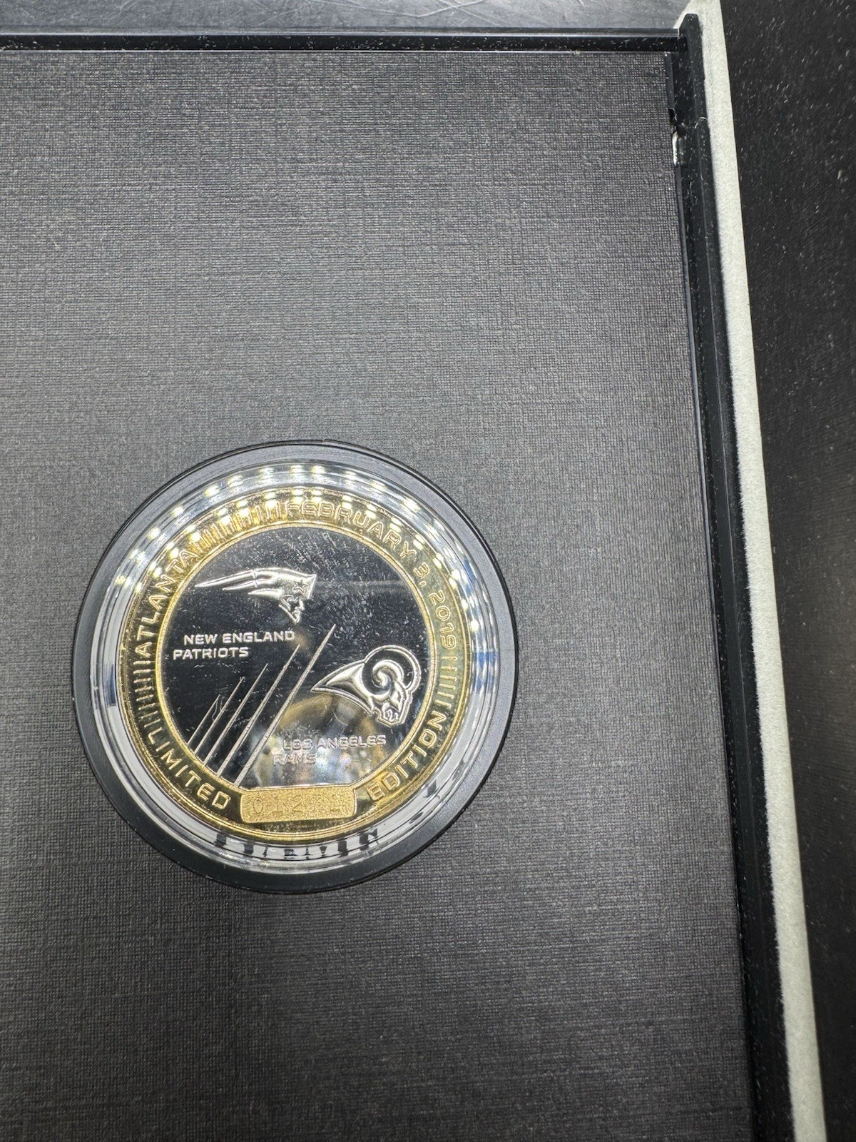 Highland Mint Official Flip Coin NE Patriots vs LA RAMS Super Bowl LIII 2019