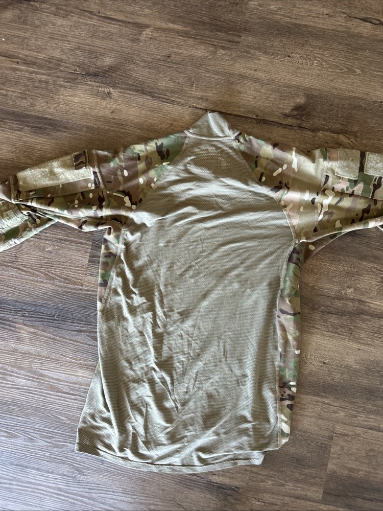 Us Army Issued Combat Uniform (BATTLE USED) Size M