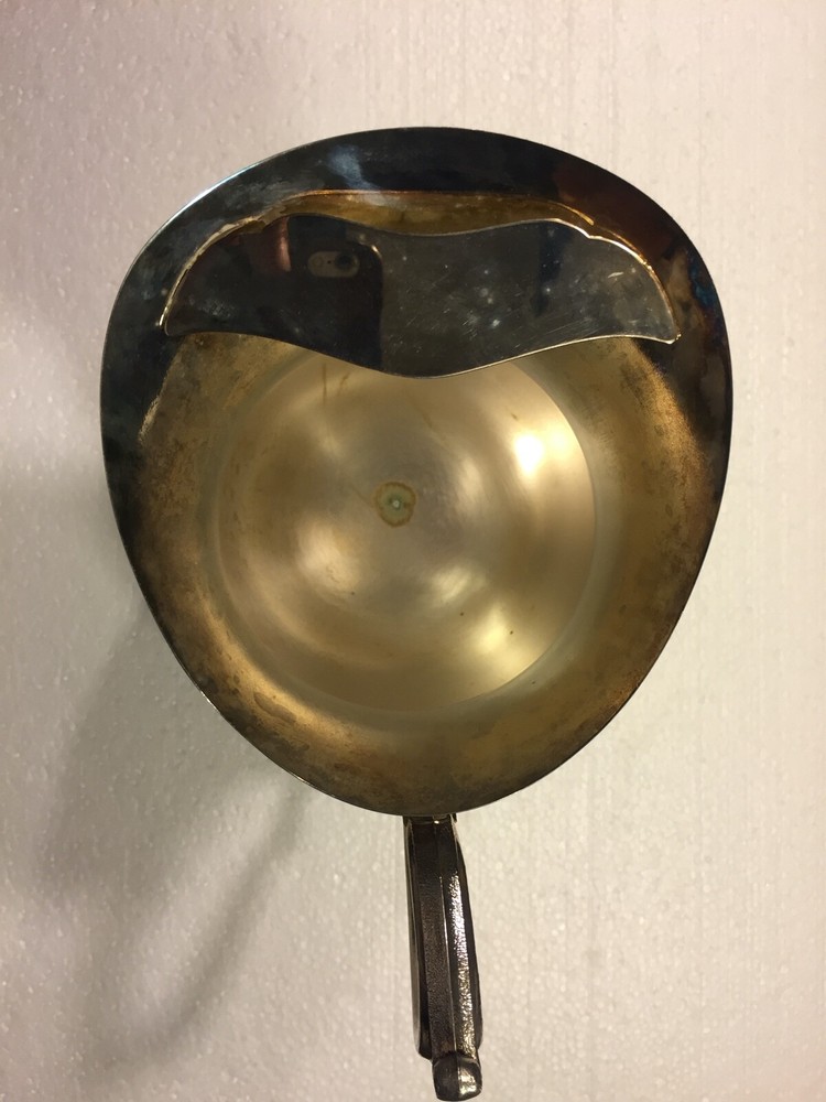 Vintage 9" INTERNATIONAL SILVER CO. Silverplate Water Pitcher Footed