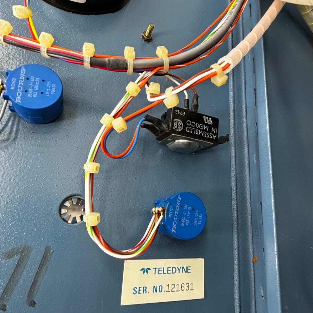 TELEDYNE ANALYTICAL INSTRUMENTS OXYGEN ANALYZER, PERCENT OXYGEN, BAKER 121631🎯