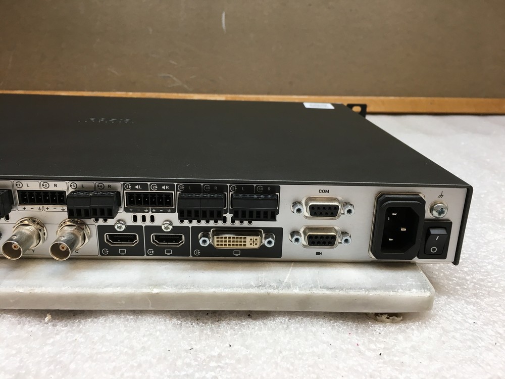 Cisco TelePresence SX80 Codec TTC6-12 CTS-SX80CODEC V01