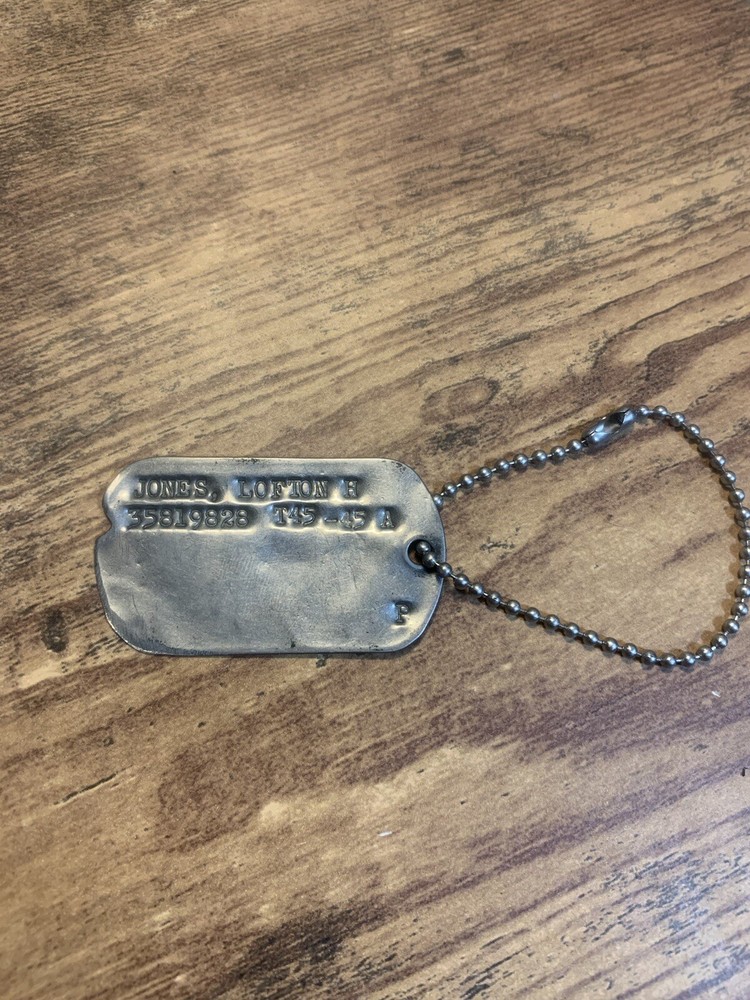 WWII US Dog tag with small chain Jones, Lofton H