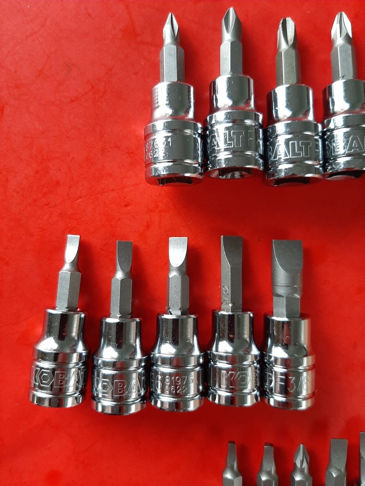 NEW KOBALT 16 Pc 1/4" 3/8 Dr Phillips Flat Tip Screwdriver Bit Driver Socket Set