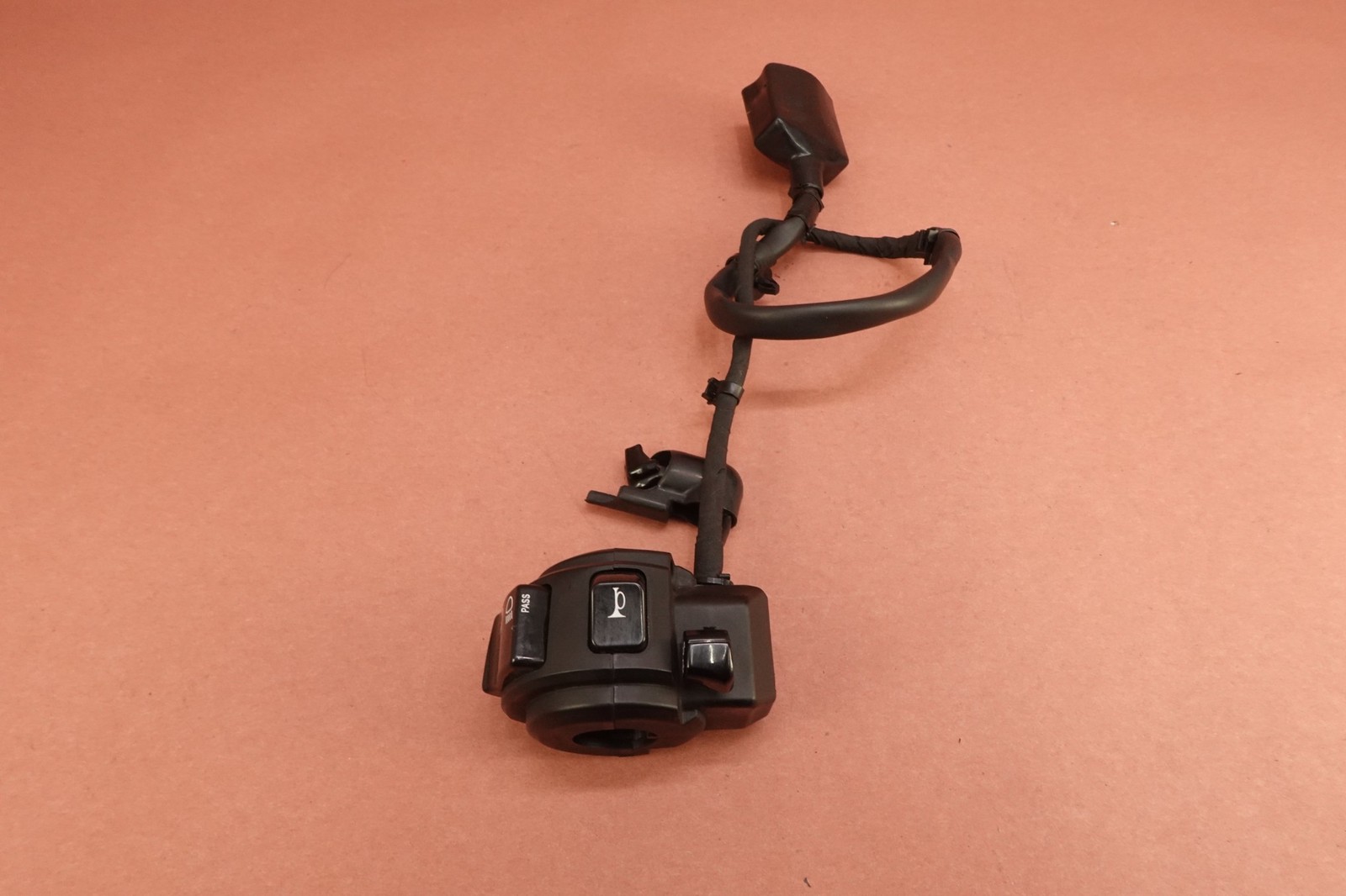 2018-2024 Honda Rebel 500 CMX500 Left Handlebar Switch Turn Signal