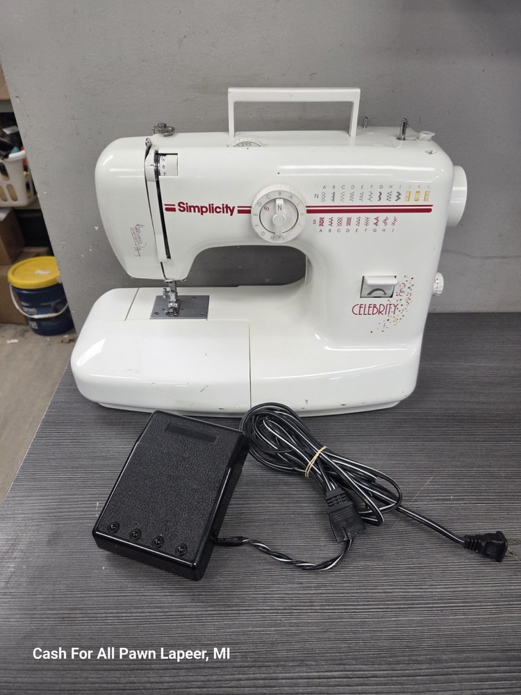 Simplicity Celebrity Model S210 Sewing Machine