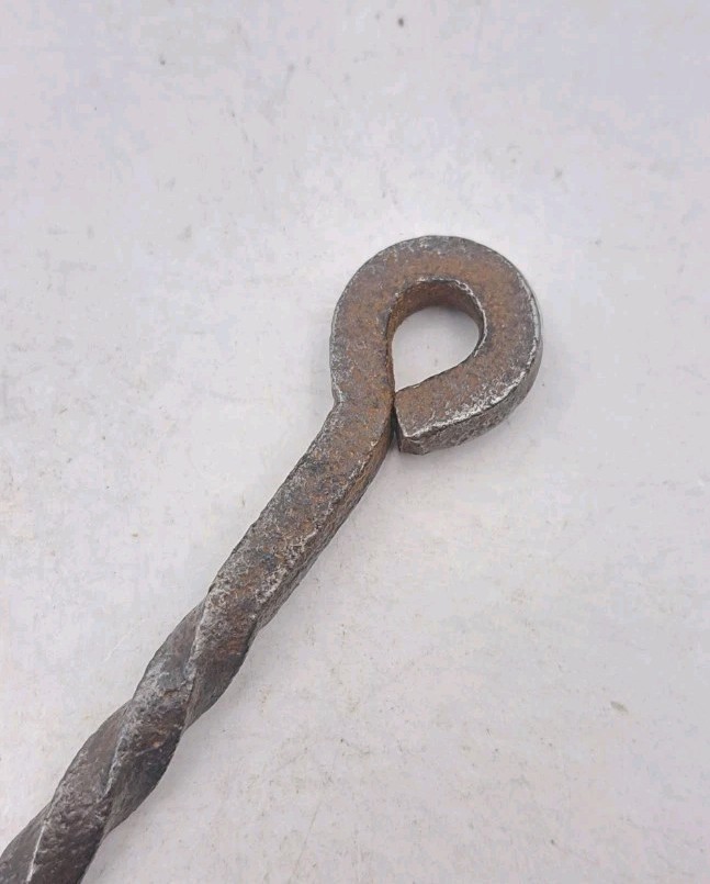 Antique Twisted Iron Gate Latch Hook Barn Old Hand Forged Hardware