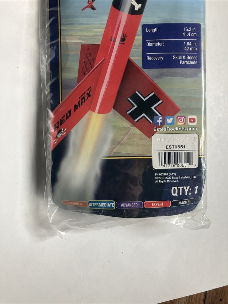 New Sealed Estes Der Red Max Flying Model Rocket Kit EST0651 Intermediate Level