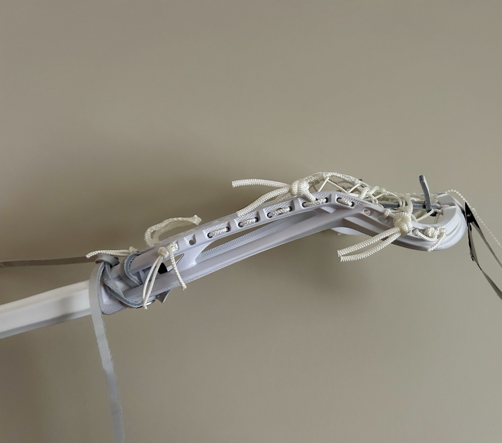 Womens Lacrosse Stick Maverik Axiom G4 Composite Head & Shaft New Retail $150