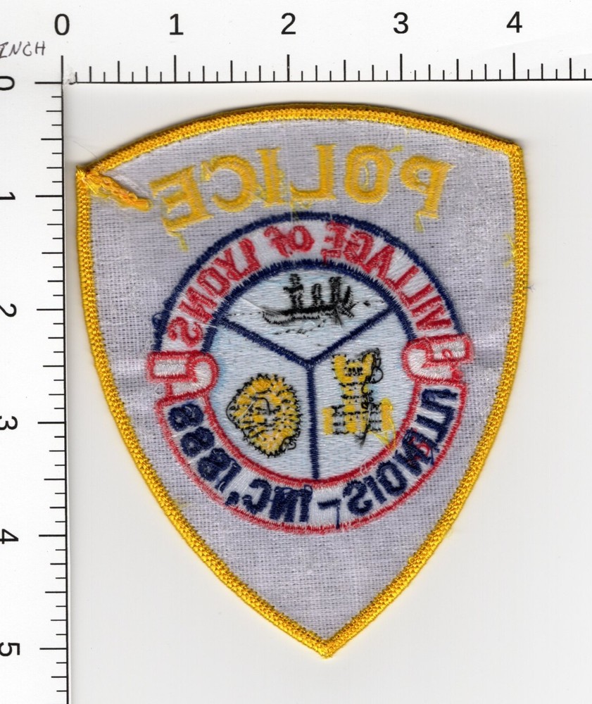 LYONS ( DIFFERENT SUPERVISOR VERSION ) SEE DES ILLINOIS COLLECTIBLE POLICE PATCH