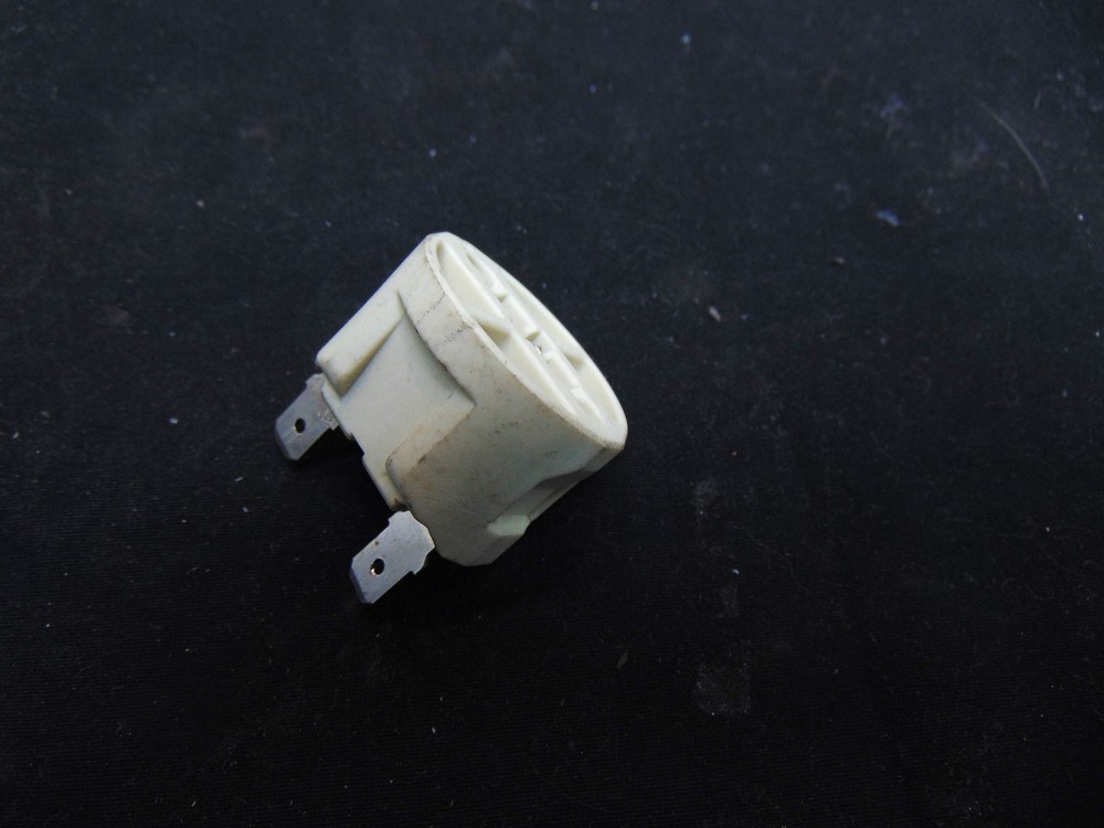 KitchenAid Gas Range KFGG504KPS4 Light Bulb Socket W11707255