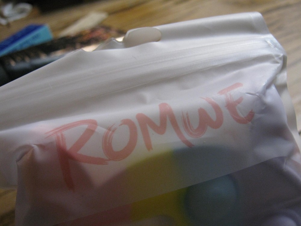 ROMWE_FUN romwe.com Cellular Case iphone 7plus /8 Plus ??