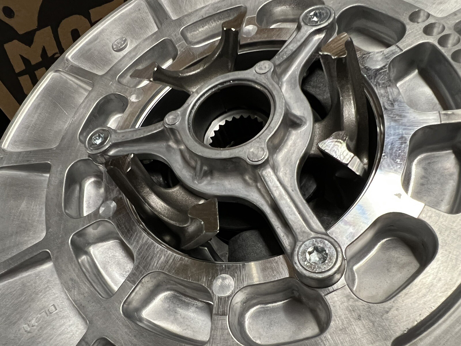 16-20 POLARIS RZR TURBO XP NEW SECONDARY DRIVEN CLUTCH COMPLETE ! 1000 925cc