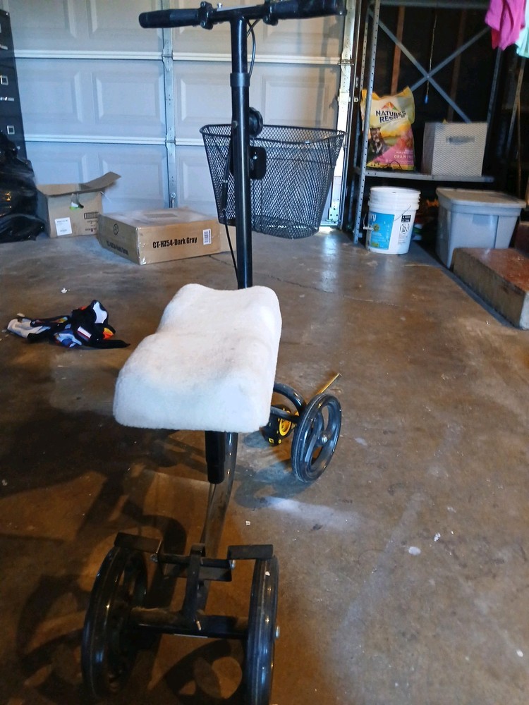 lightly used knee scooter