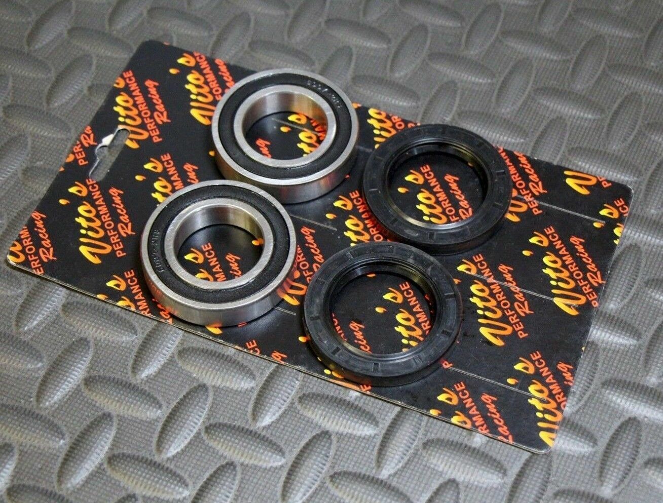 Vito's wheel bearings + seals for axle carrier Yamaha Banshee Raptor 660 Blaster