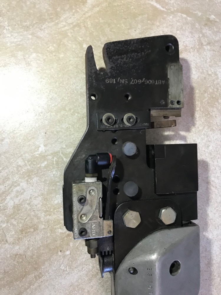 Pneumatic Compression aircraft tool