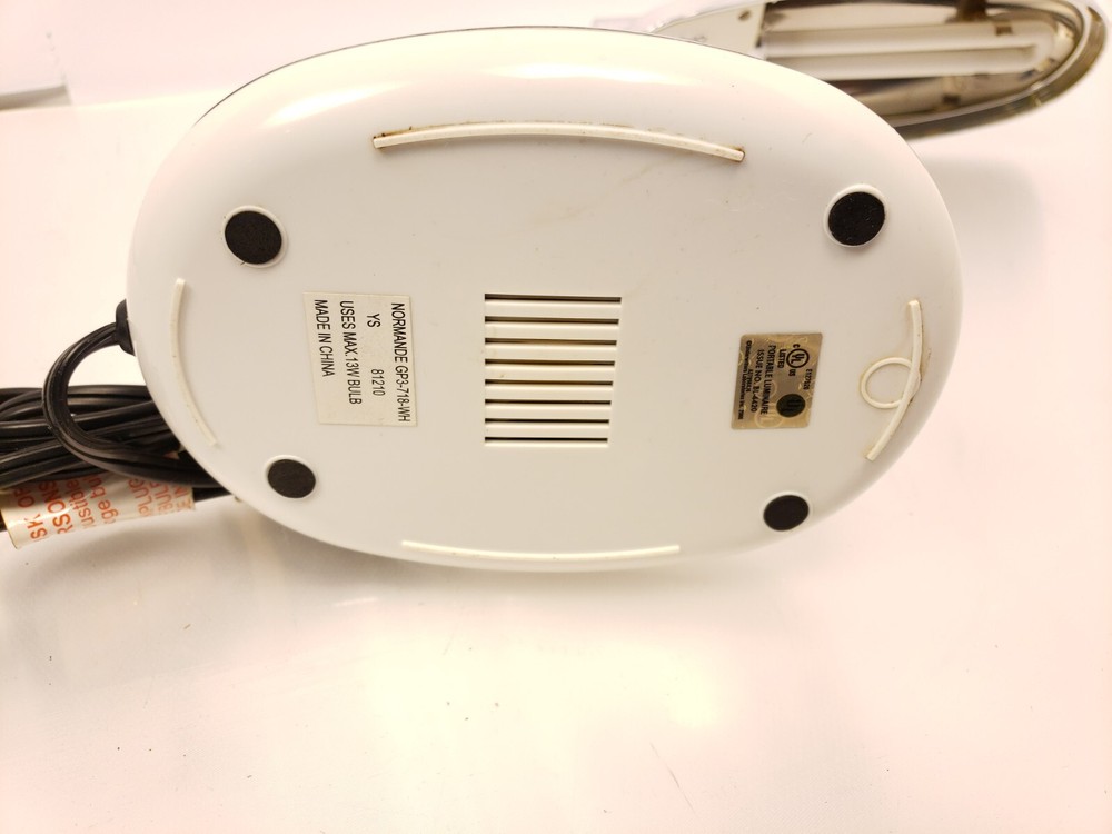 Normande white lamp gp3-718-wh