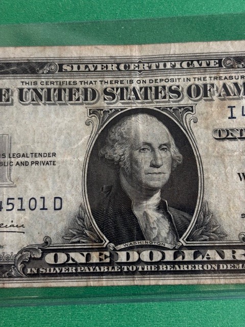 1935B $1 Silver certificate Serial # I45945101D (FINE)