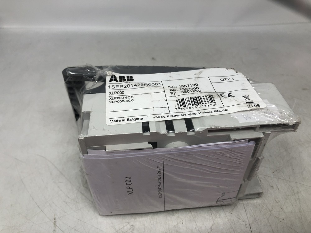 ABB XLP000 Circuit Breaker Component