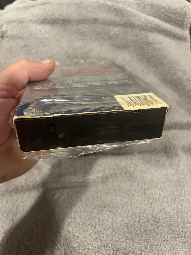 HELLRAISER First Release 1987 VHS HORROR movie *READ*