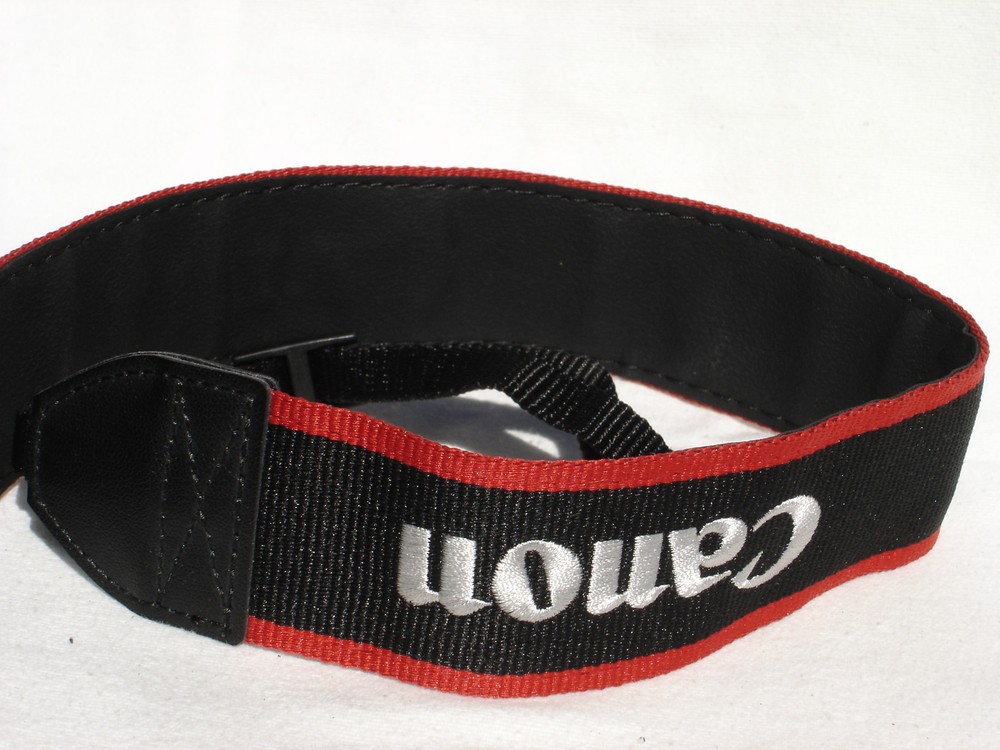 CANON EOS 7D CAMERA NECK STRAP Black / Red