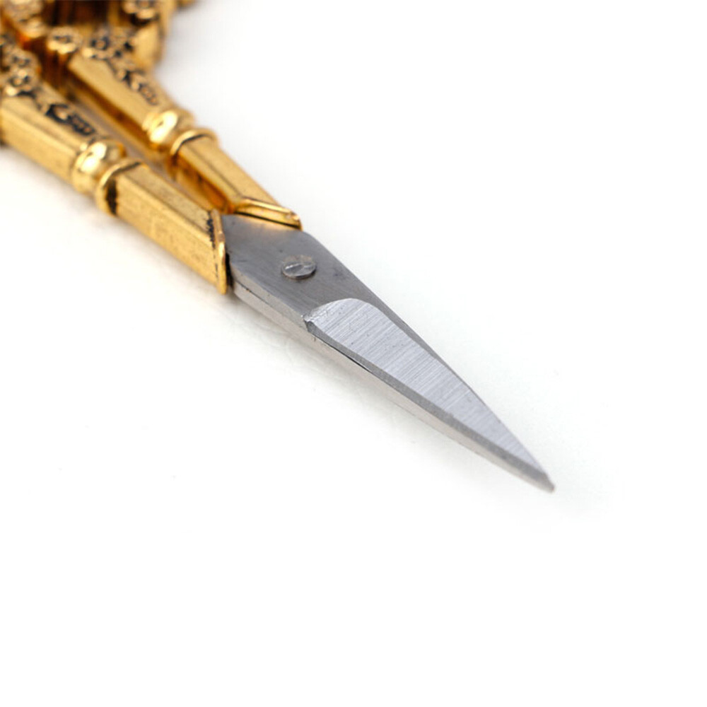 Retro Plum Blossom Sharp Scissors For Fabric Cutting Crochet Thread Cutting Tool