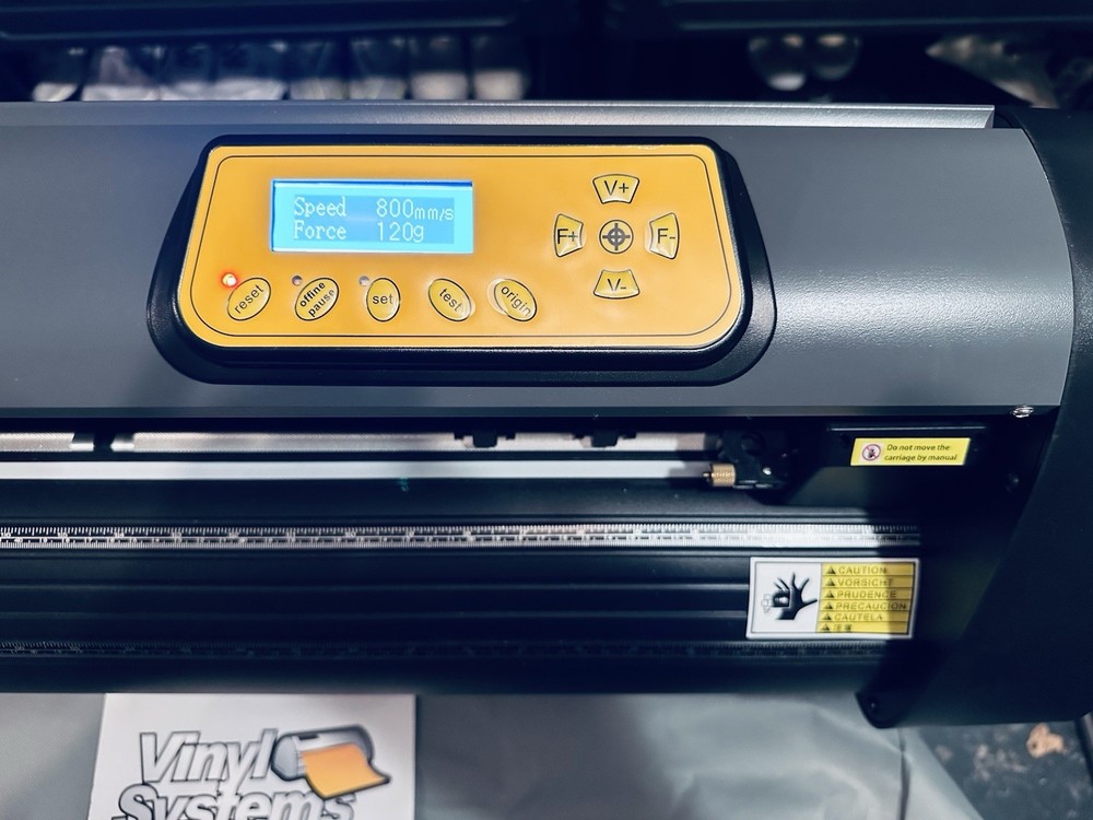 Vinyl Systems Specialist 28in Vinyl Printer/Cutter Plotter Style Printer