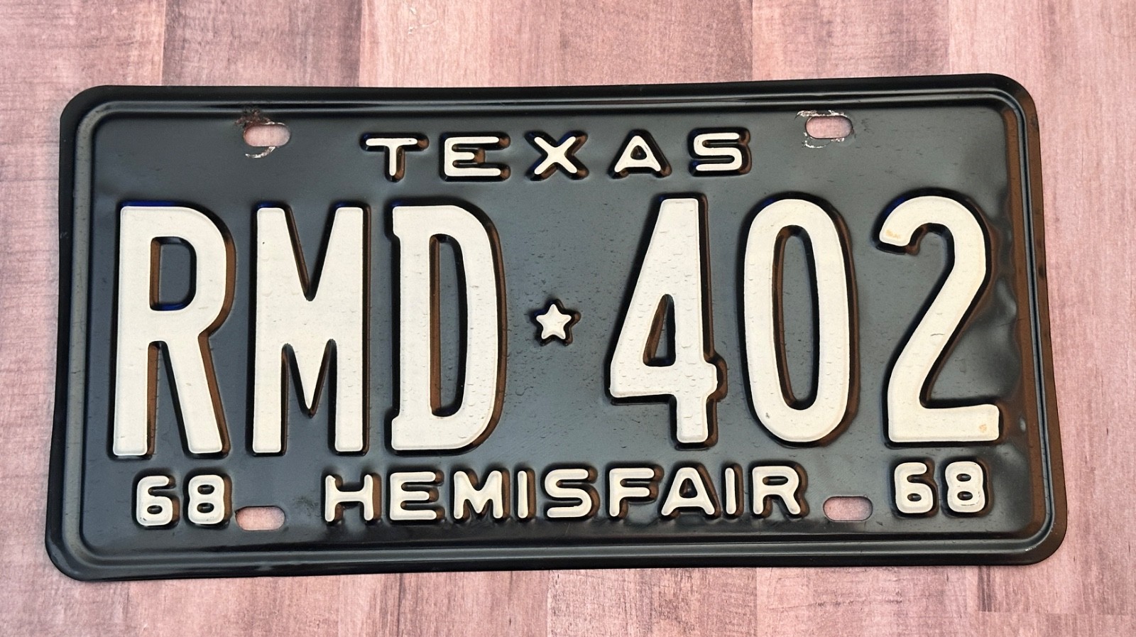 Texas 1968 Hemisfair License Plate Pair # RMD 402