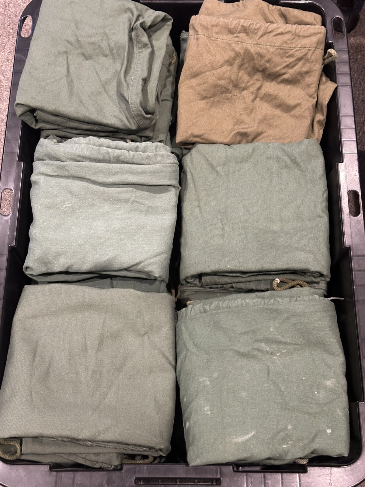 GOOD - US Military Barracks Cotton Laundry Bag Green NSN 8465-00-530-3692