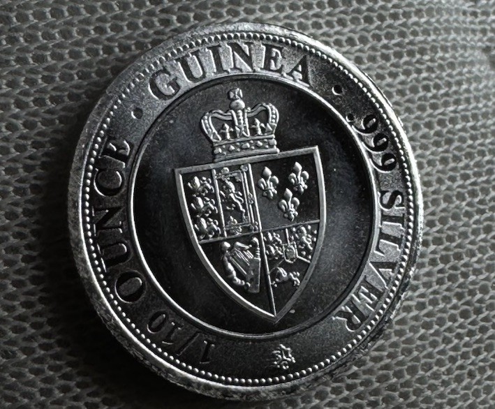 2020 St Helena 1/10 Oz Silver Spade Guinea Queen Elizabeth .999 Silver