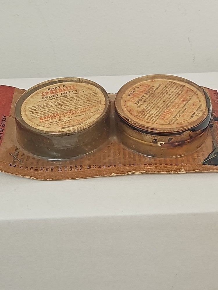 Epoxy Putty For Model Airplanes A&B. USA Read Please