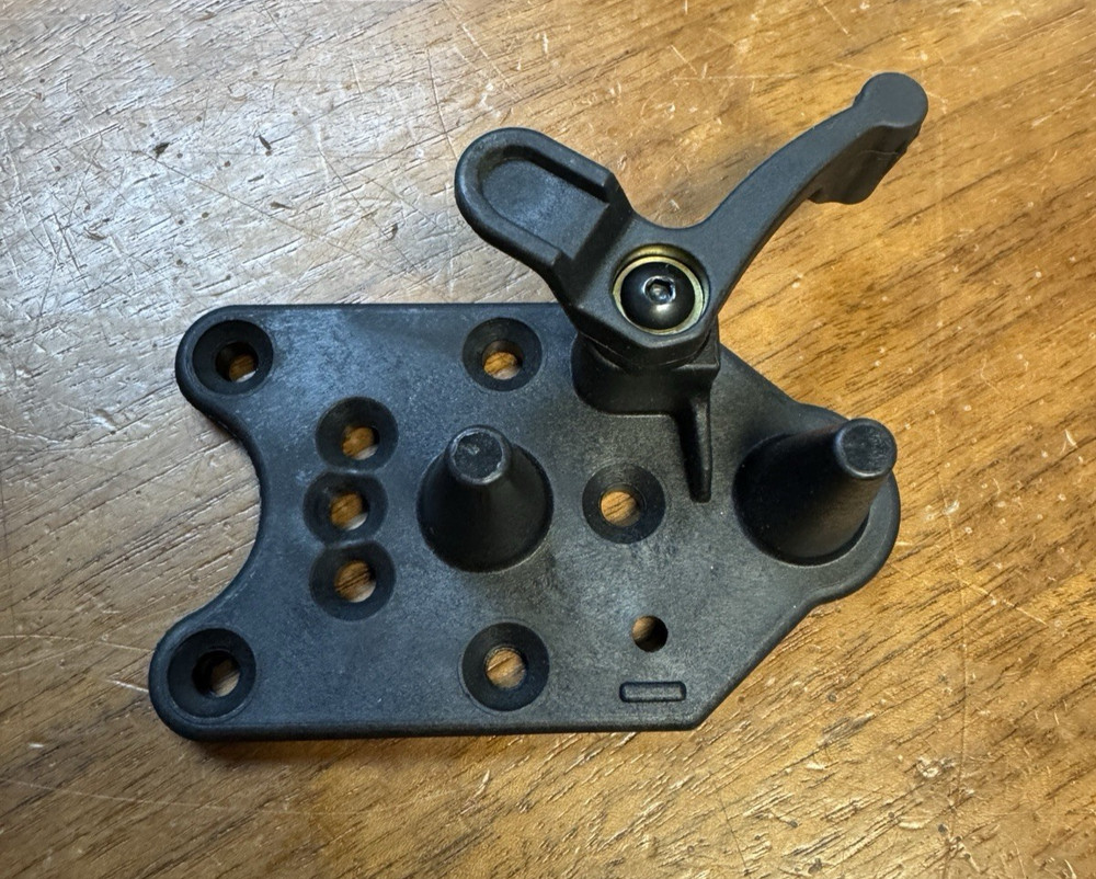 AlpineArchery Replacement Arrow Quiver Bracket