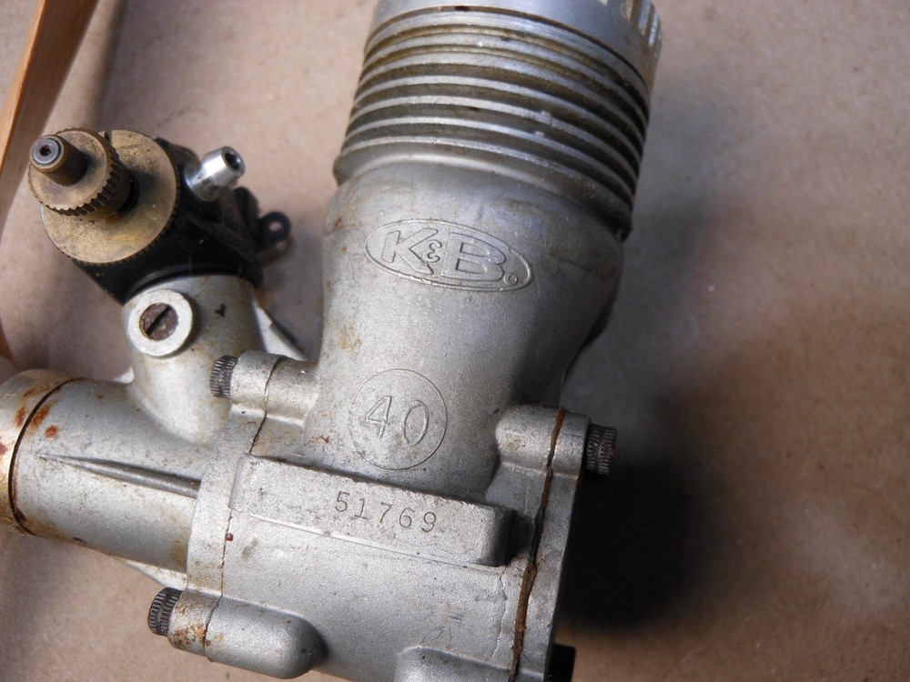 K & B 40 RC Airplane Engine Perry Carb Top Flite Prop - Untested