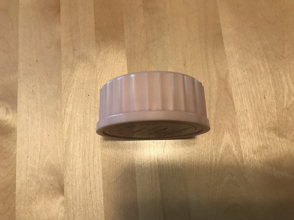 VINTAGE MARGO FACE POWDER CONTAINER