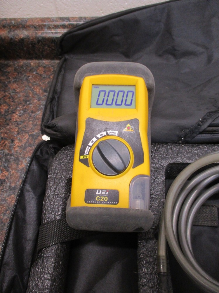 UEI TEST INSTRUMENTS C20 Combustion MeterDigital Electronic LCD G4445047