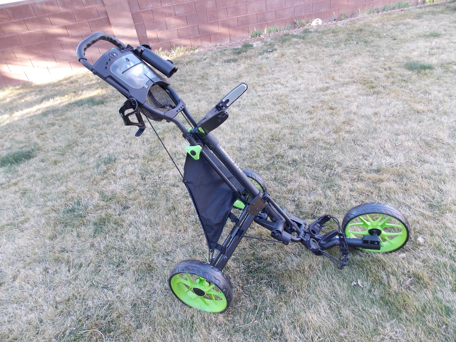 New CaddyTek Golf CaddyLite EZ Fold V8 3-Wheel Push Cart