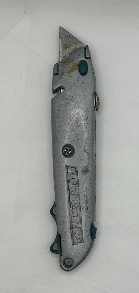 Masterforce Utility Knives  Folding Quick Change Retractable