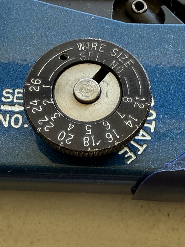 astro tools M22520/1-0 Crimp Tool