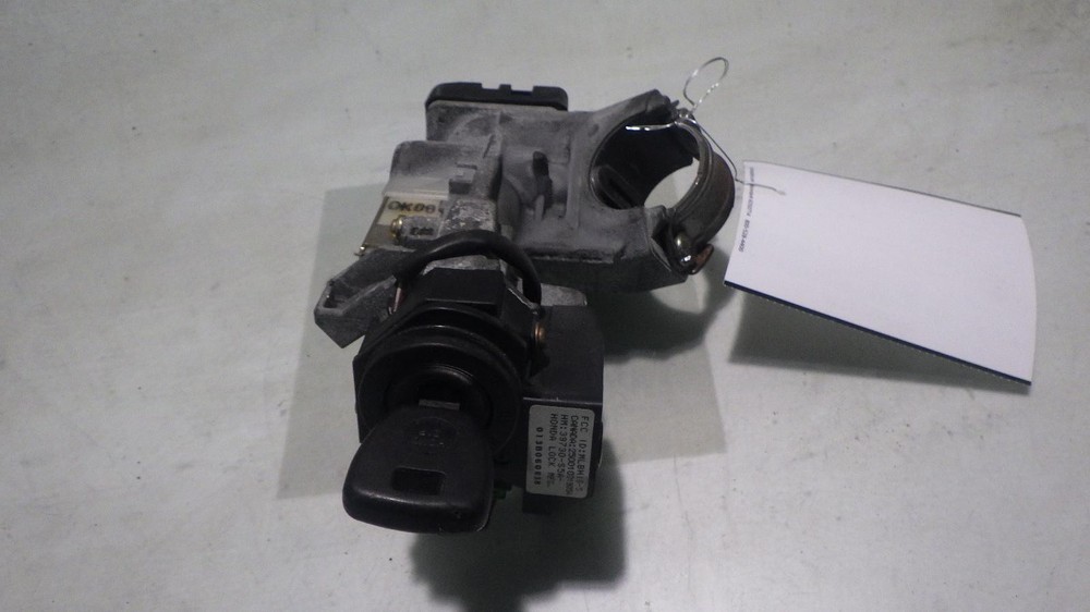 01 HONDA CIVIC Ignition W/Key