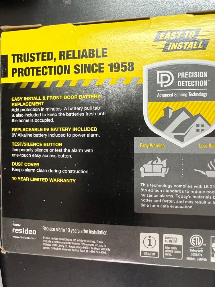 BRK SMI100 Battery-Powered Ionization Smoke Detector 2202